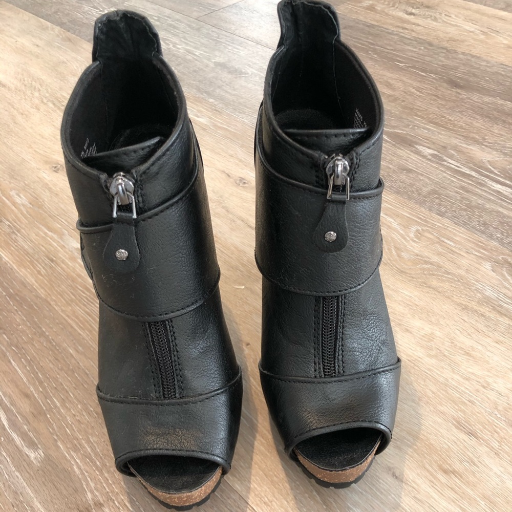 7.5 Heels